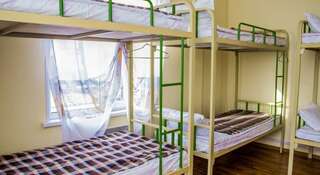 Хостел Вояж Владивосток Кровать в общем 8-местном номере для мужчин-1